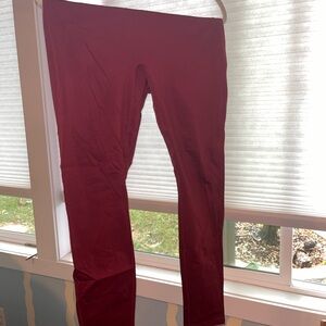 Crimson Fabletics Leggings